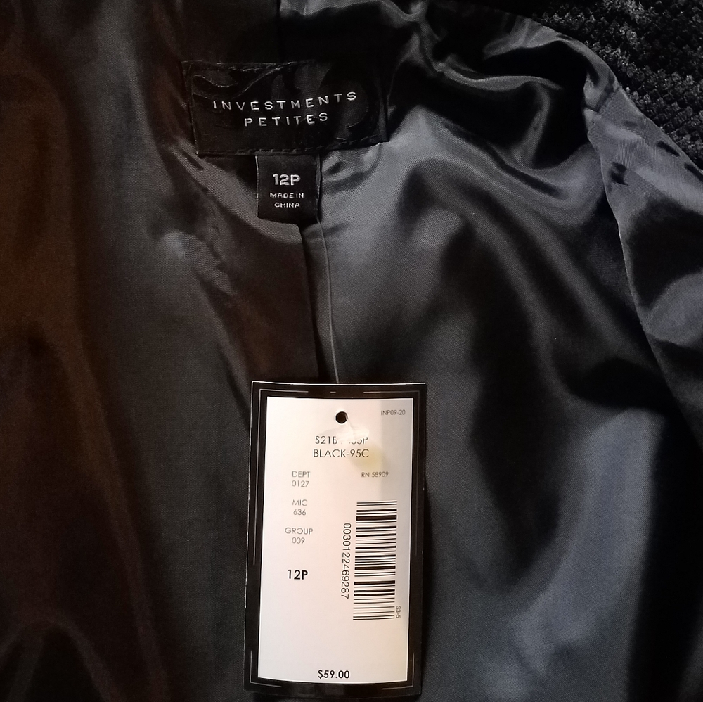 Black Blazer - Picture 5 of 5